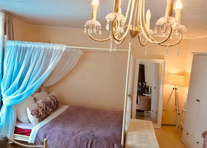 Cozy Free Parking Apartment